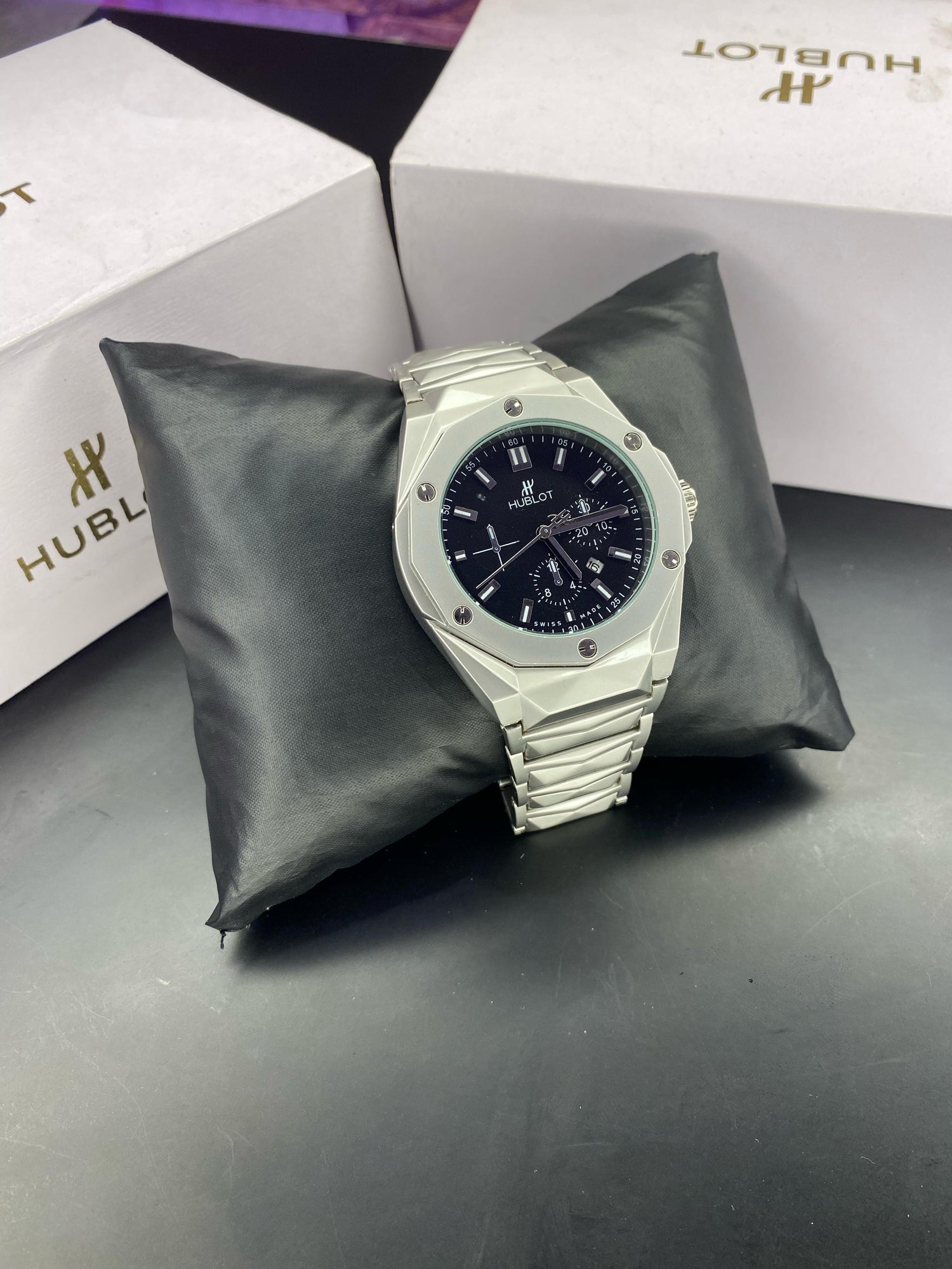HUBLOT